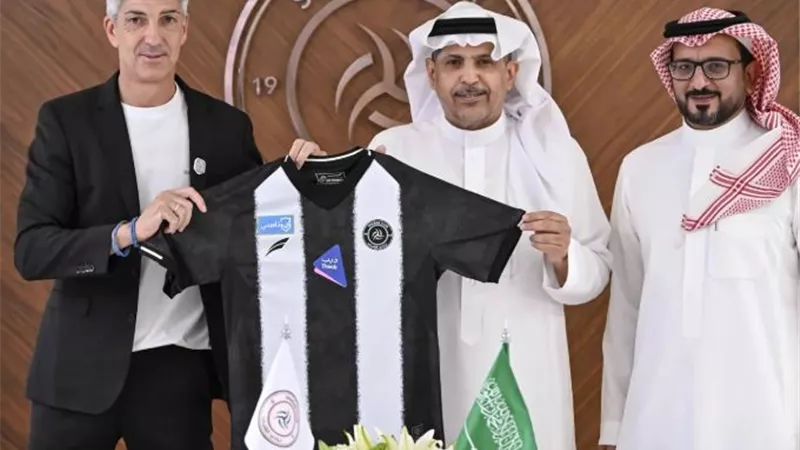 رسمياً.. إيمانول الغواسيل مديراً فنياً للشباب السعودي