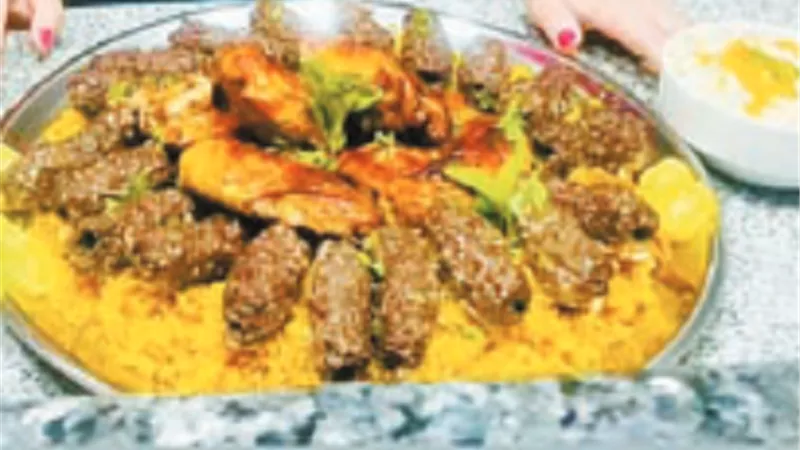الكفتة المشوية مع الأرز المبهر بالمكسرات