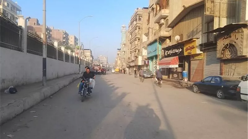 إزالة سوق الخميس العشوائي ببلبيس