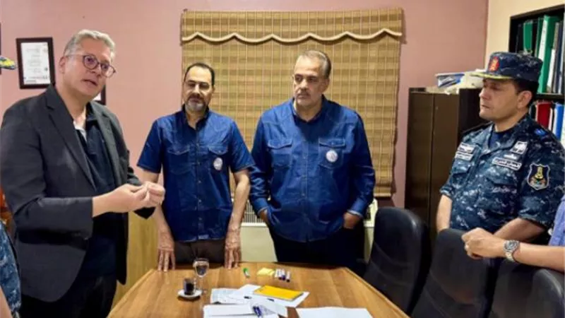 بدوي يتابع مستجدات عمليات البحث عن المفقودين بحادث البارج البحري
