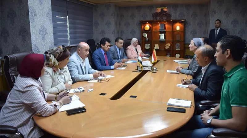 وزيرالرياضة: نهدف لتشكيل ثقافة راسخة للشباب للمحافظة على البيئة