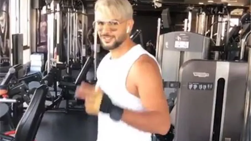 لوك مستفز لـ ساموزين .. فيديو