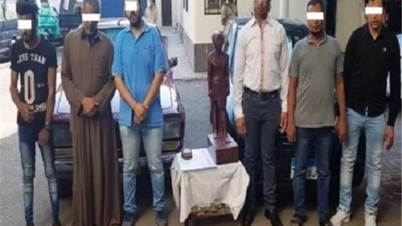 سقوط عصابة الاثار بمصر القديمة
