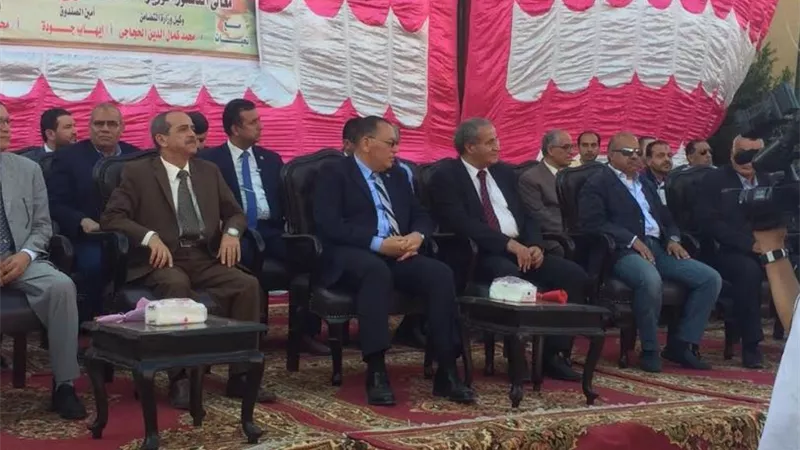 حفل زفاف جماعى ل 20 عريس وعروسة بمدينة الزقازيق