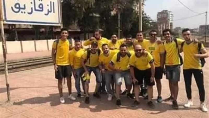 جماهير الإسماعيلي تتوافد لحضور مباراة أهلي ليبيا ..صور