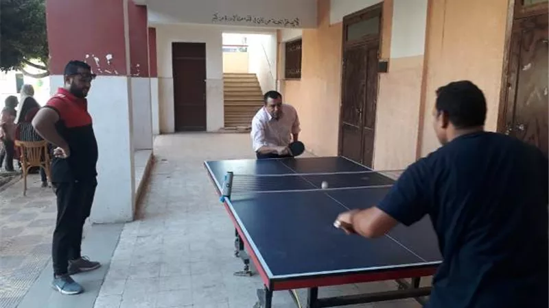 محافظ بنى سويف يستعرض أنشطة مراكز الشباب