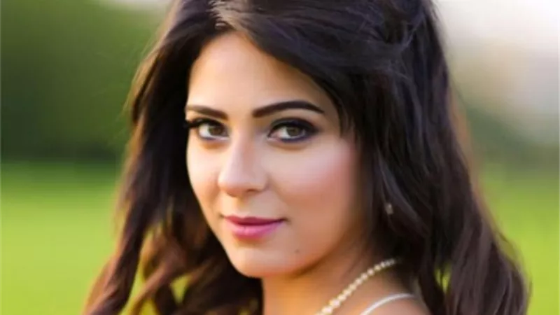 الفنانة نورهان تكشف عن وظيفتها الحقيقية.. فيديو