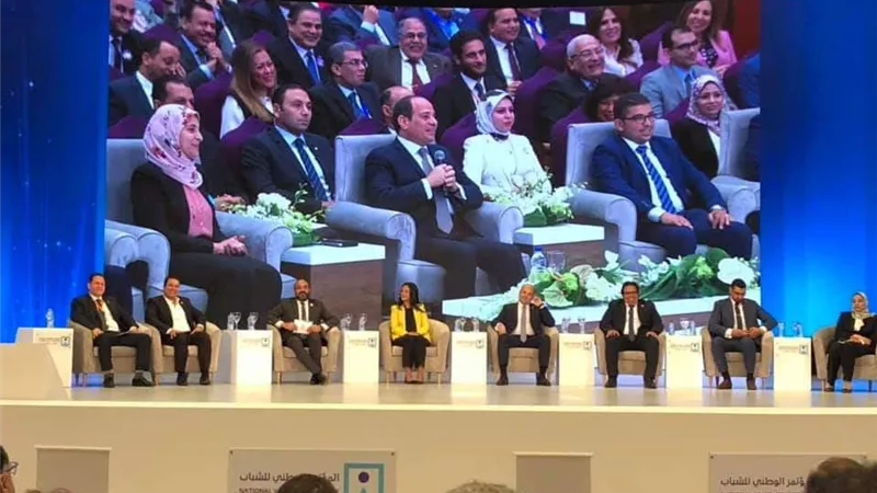 رئيس جامعة كفر الشيخ يشارك في المؤتمر الوطني الثامن للشباب