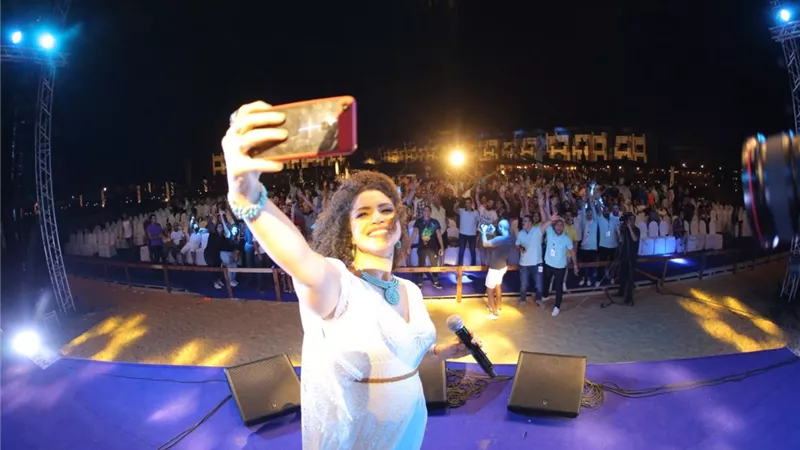 نسمة محجوب و