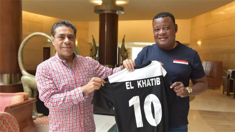 كانو سبورت يهدي الخطيب القميص رقم 10