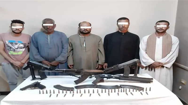 ضبط أسلحة آلية وخر طوش في حملة مكبرة بأسيوط