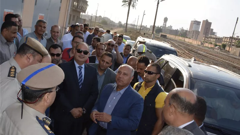 وزير النقل والمواصلات ومحافظ الغربية يفتتحا برج مراقبة القطارات بكفر الزيات