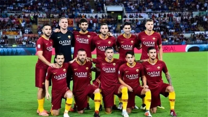 روما يسحق ساسولو برباعية في الدوري الإيطالي