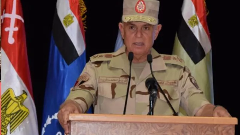 الفريق محمد فريد يشهد المرحلة الرئيسية للمشروع التكتيكى 