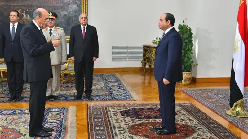 الرئيس يشهد أداء حلف اليمين لرئيس مجلس الدولة والنائب العام.. صور فيديو