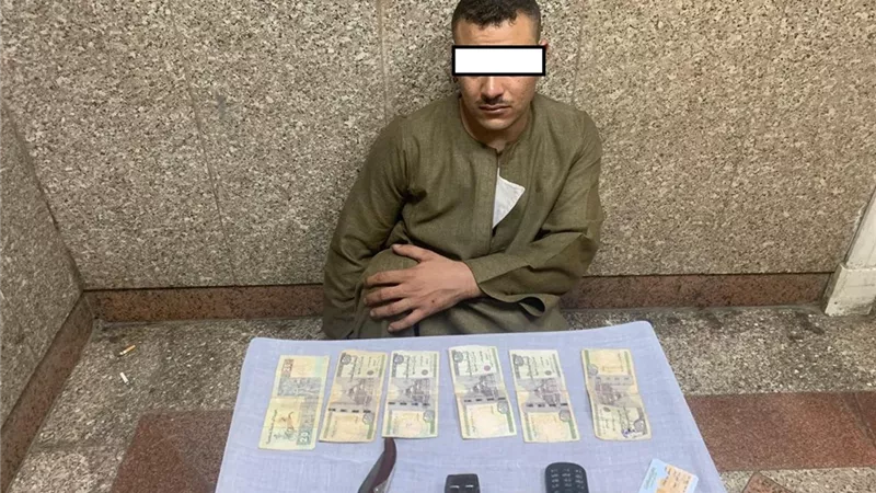 أسيوط.. ضبط 1300 جرام حشيش ومبالغ مالية في حملة أمنية