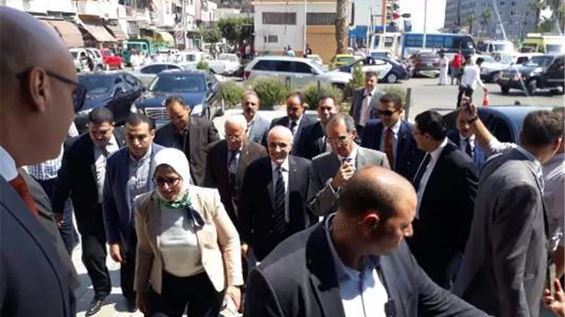 وصول ٣ وزراء بورسعيد لمتابعة تفعيل منظومة التأمين الصحي الشامل الجديد