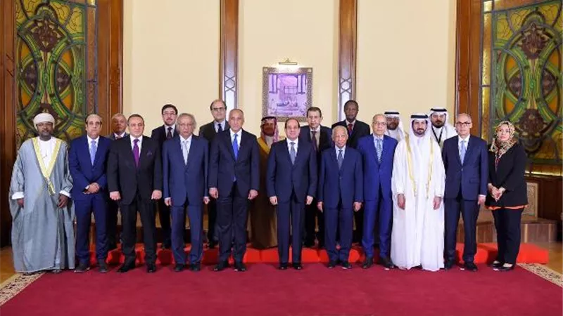 الرئيس يستقبل مجلس محافظي المصارف المركزية ومؤسسات النقد العربية