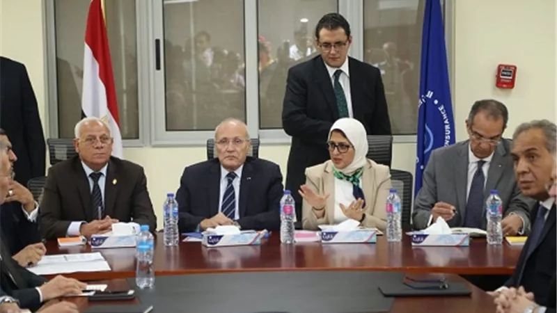 محافظ بورسعيد :تسجيل ٥٤٪ من أبناء المحافظة فى منظومة التأمين الصحي ويشيد بجهود الوزارات