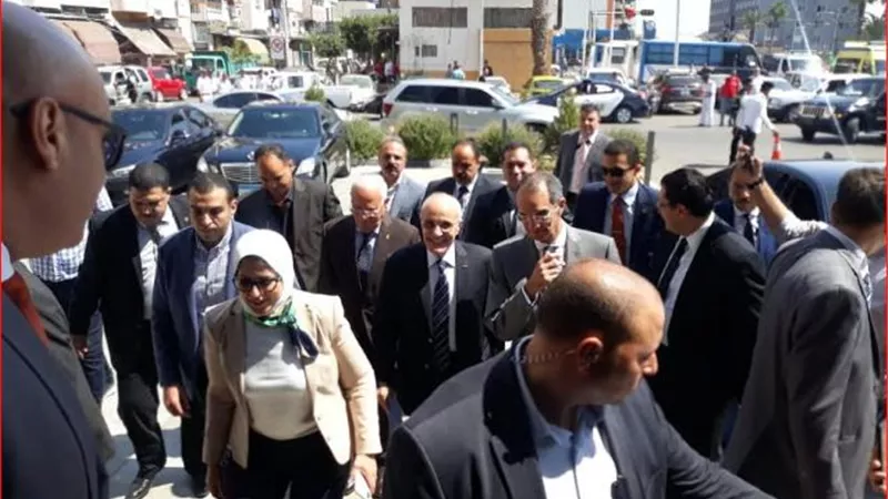 وزير الاتصالات : تطبيق منظومة التأمين الصحي الشامل يعد تأكيدًا للتكامل بين قطاعات الدولة
