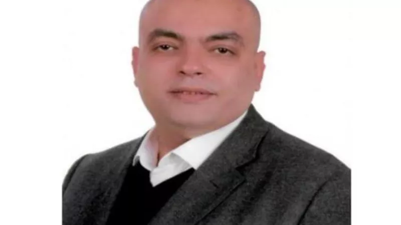 أحمد نبيه: الإعلان عن رفع معدل النمو لـ ٨٪ بحلول ٢٠٢٢.. شهادة بنجاح الاقتصاد المصرى