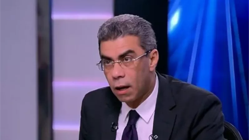 ياسر رزق: السيسى يختلف عن سابقيه.. ونحتاج وزيرا للاعلام