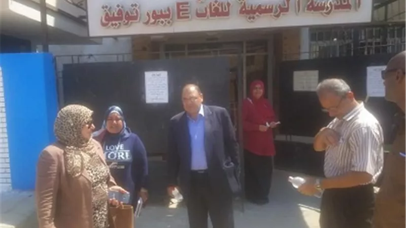 تعليم وزراعة السويس يطلقان حملة لإزالة ورش الحشائش بالمدارس
