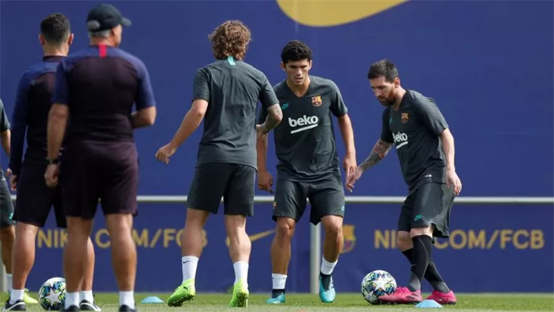 موعد مباراة برشلونة و بروسيا دوتموند .. التشكيل المتوقع والقنوات الناقلة بث مباشر