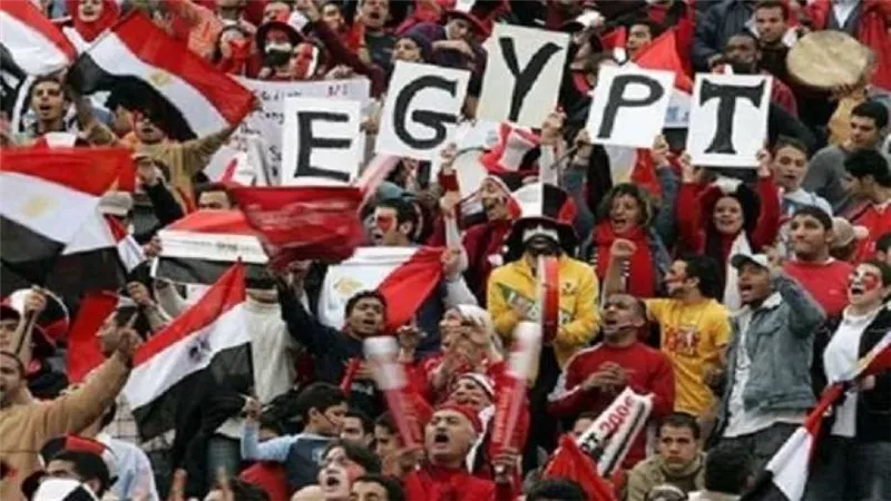 اتحاد الكرة يطالب الأندية بالاجتماع بشان عودة الجماهير