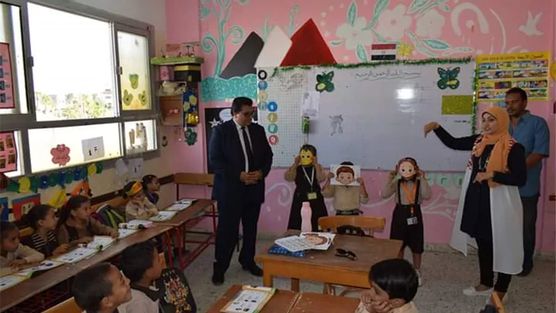 وكيل وزارة التعليم بجنوب سيناء يتابع مدارس الطور الابتدائية