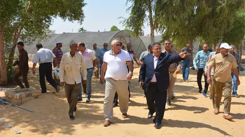 محافظ الوادي الجديد يوجه بضرورة ربط التعليم بسوق العمل الخارجى وزيادة الإنتاج