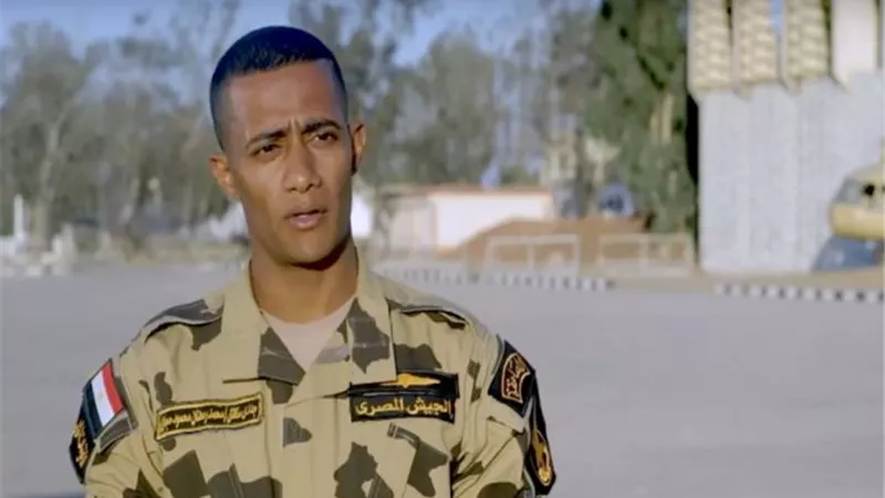 محمد رمضان يدعم الجيش المصرى .. فيديو