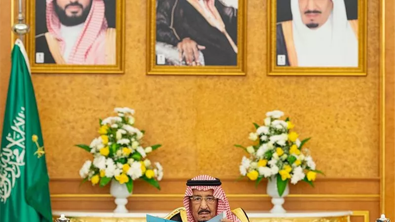 مجلس الوزراء السعودي: المملكة ستدافع عن أراضيها ومنشآتها الحيوية وقادرون على الرد