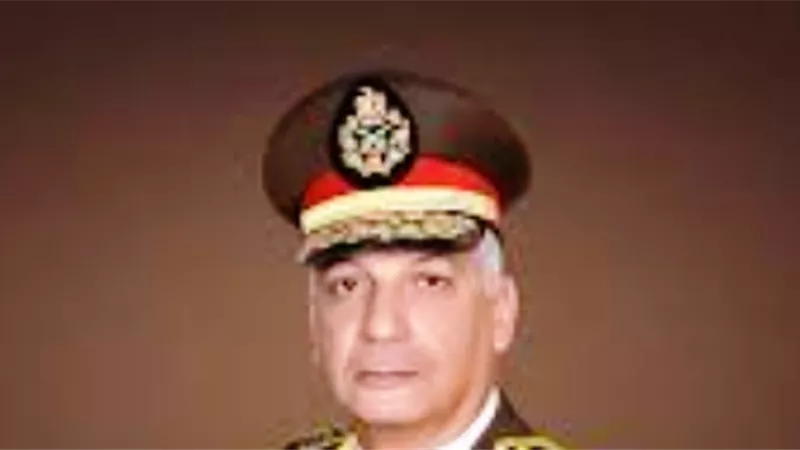 وزير الدفاع يصدق على سفر 7 لجان لتسوية المواقف التجنيدية لمصريين بالخارج