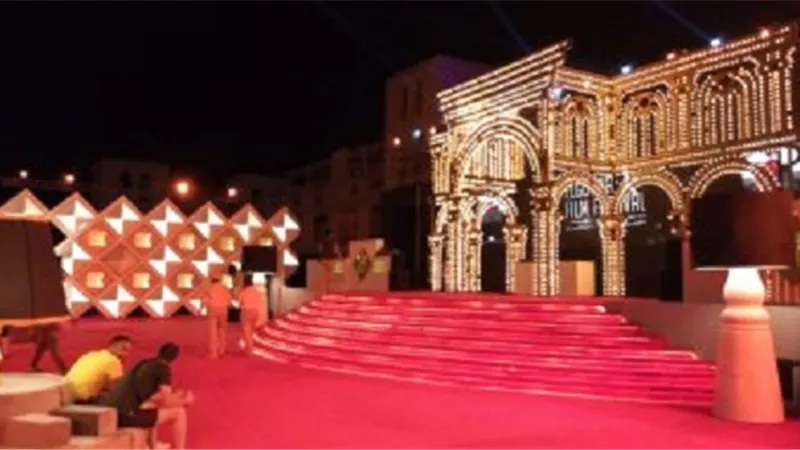قبل إنطلاقه...السجادة الحمراء للجونة السينمائى جاهزة لإستقبال حفل الإفتتاح