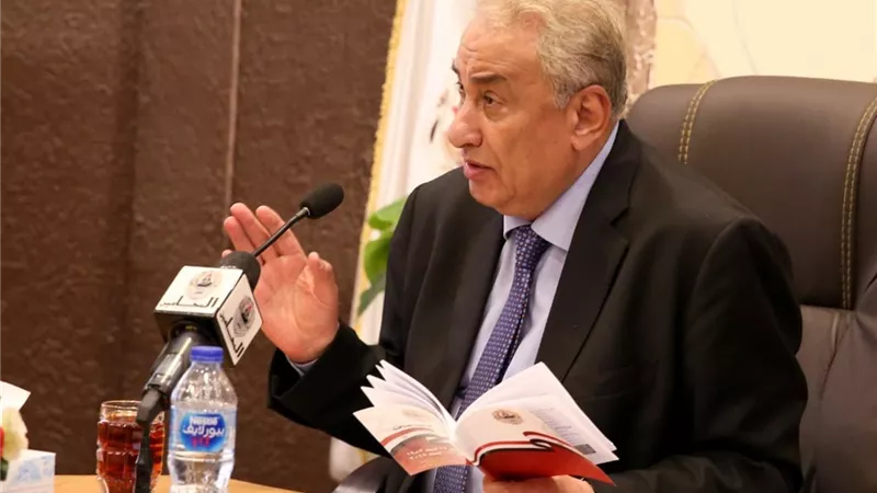 نقيب المحامين ينفي تنازل النقابة عن دعوى عدم دستورية