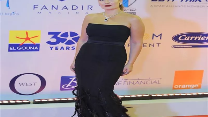 هنا شيحة تكشف موقف محرج تعرضت له قبل حفل الجونة