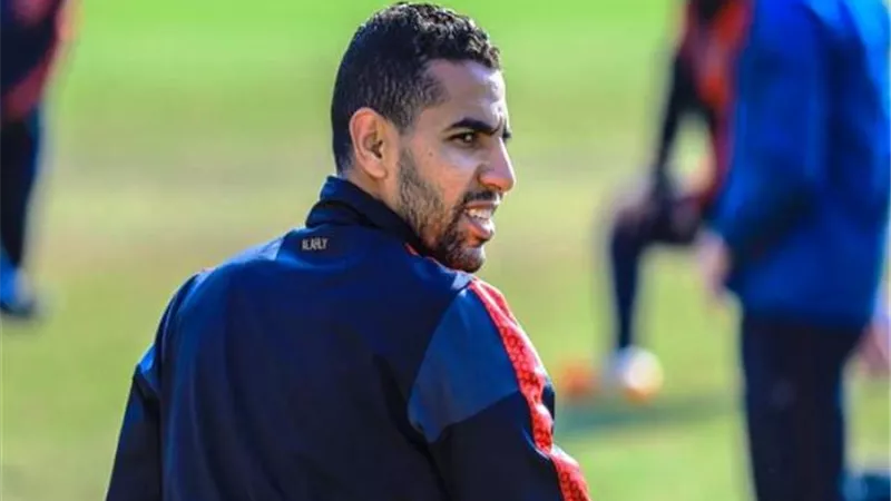 لاعبو الاهلى يجهزون مفاجأة لمؤمن زكريا فى مباراة السوبر