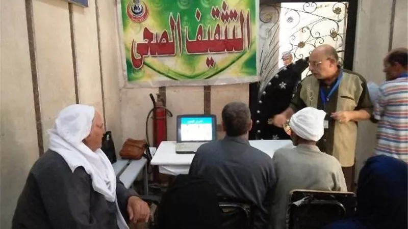علاج 2282 مواطنا بالمجان بقرية في الشرقية
