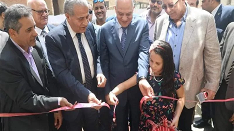 وزير التموين ومحافظ الجيزة يفتتحان 4 مكاتب تموينية بعد تطويرها بالجيزة