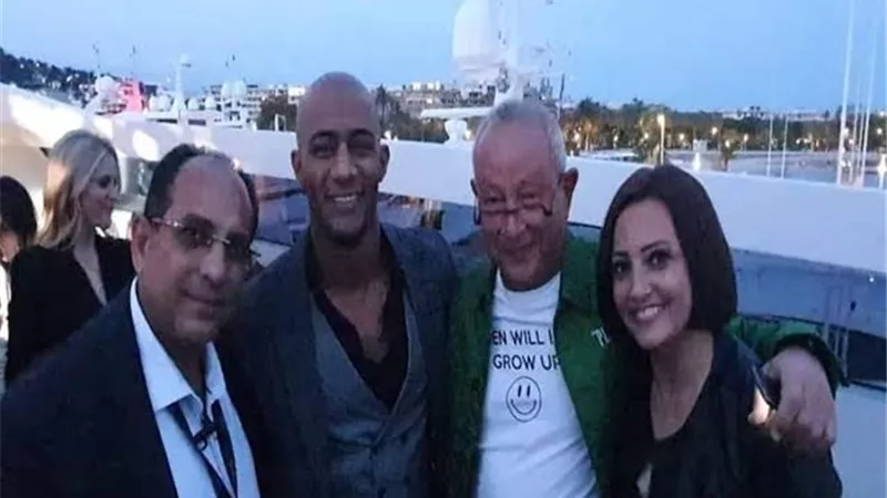 نجيب ساويرس ومحمد رمضان يرقصان على 