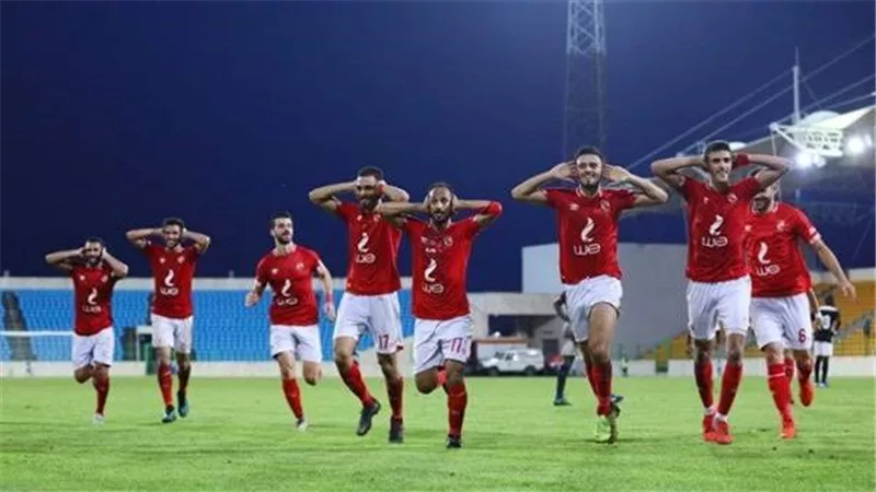تغريم ثنائى الأهلى 100 ألف جنيه عقب السوير.. لهذا السبب
