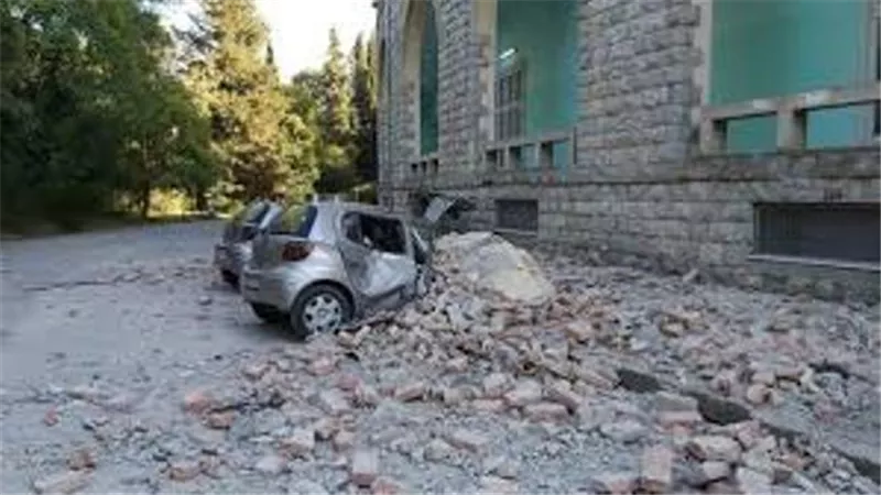 إصابة 49 شخصا وأضرار مادية كبيرة بسبب زلزال ضرب مدينة دوريس بألبانيا