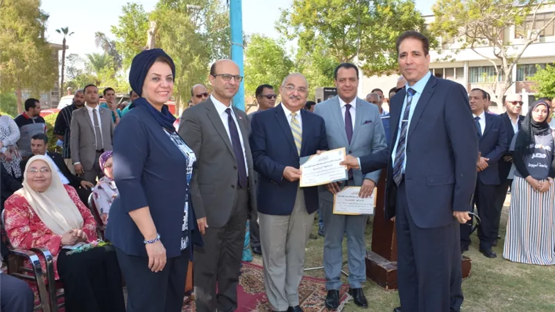 جامعة أسيوط تعلن أفضل كلية و إدارة مع بدء العام الدراسي الجديد