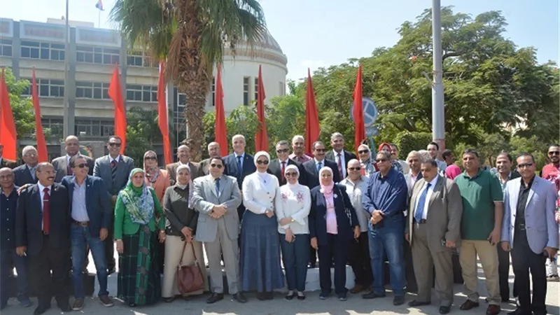 جامعة الفيوم تستقبل العام الجديد بتحية العلم