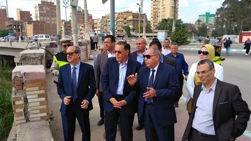 محافظ الشرقية يشدد على سرعة الانتهاء من تطوير منطقة كوبري الجامعة