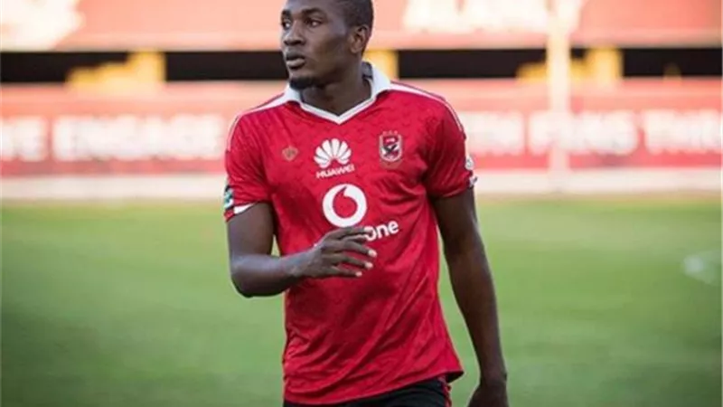اجاي يقود هجوم الاهلي امام سموحة