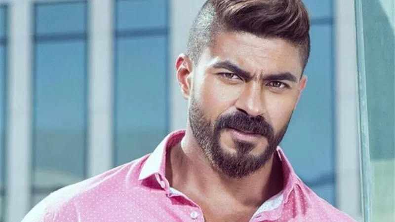 خالد سليم يفاجئ جمهوره بـ 3 أعمال جديدة.. تعرف على التفاصيل (فيديو)