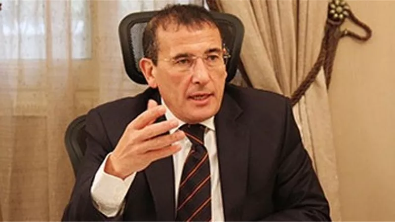 حسام الشاعر يؤكد على التزام الحكومة البريطانية نحو السائحين الإنجليز التابعين لشركة توماس كوك