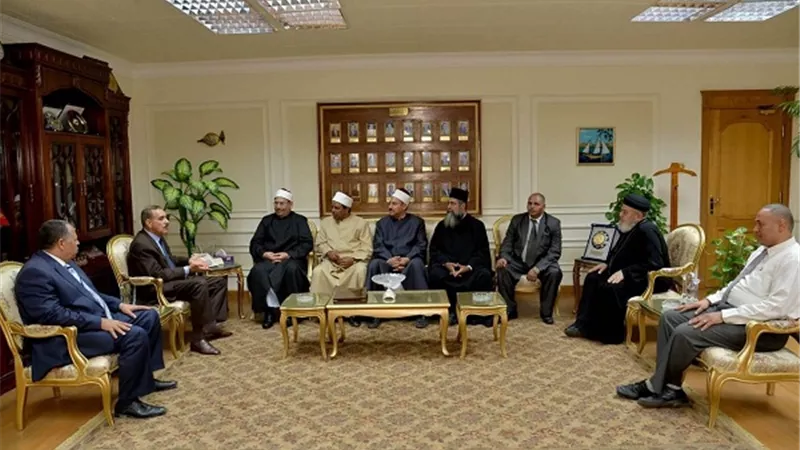 محافظ أسيوط يلتقى منسق عام بيت العائلة المصرية ويعلن دعمه الكامل لجهود و مبادرات الازهر الشريف والكنيسة المصرية